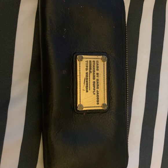 Marc by Marc Jacobs wallet - Picture 6 of 6